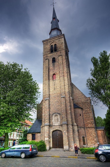 800px Sint Annakerk Brugge